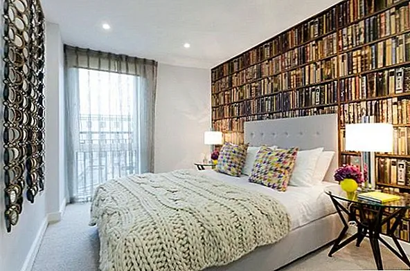 Книжная полка - Напечатанные обои, которые позволят вам иметь обширную библиотеку без каких-либо книг