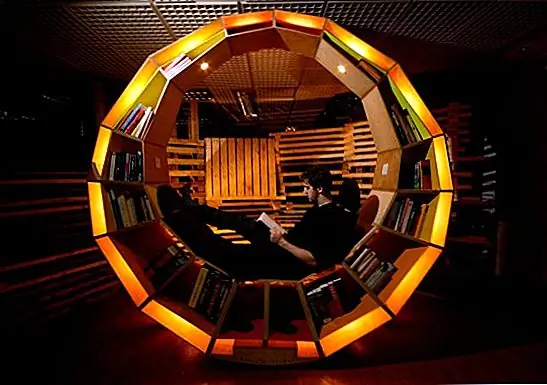 Дорогая роскошная домашняя библиотека