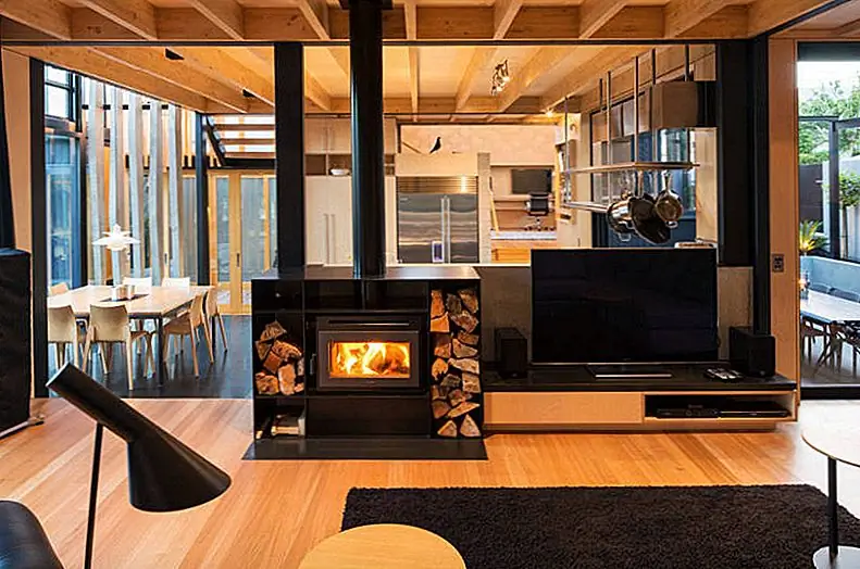 Ежегодно проверяйте и очищайте свой камин. Изображение: Архитекторы Страчанской группы