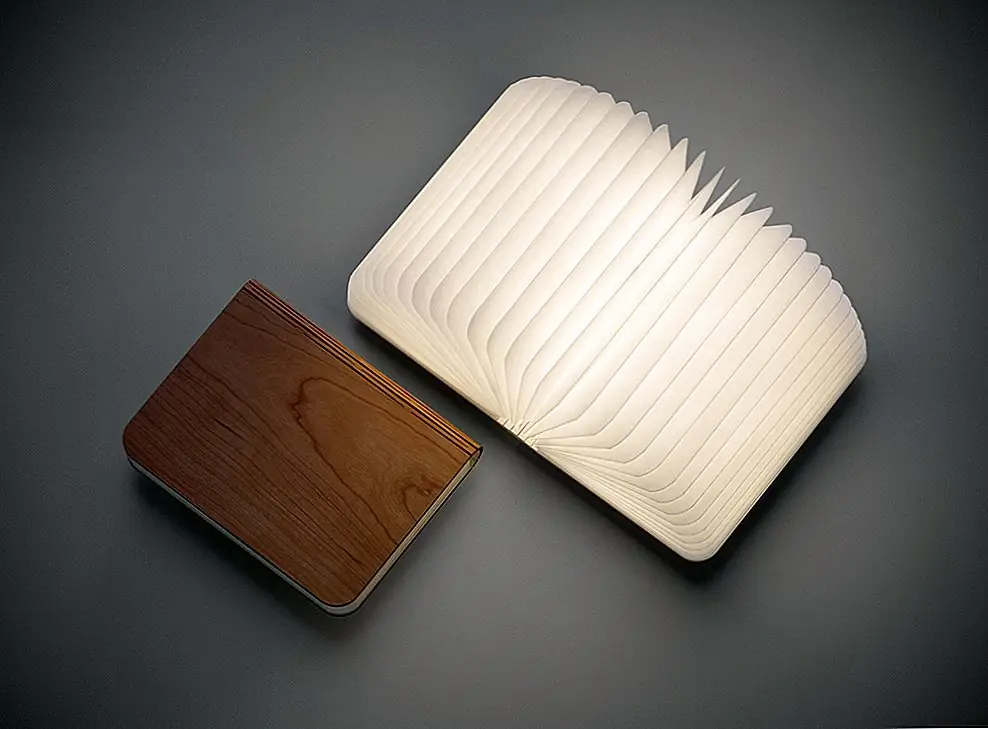 Портативная книжная лампа, осветляющая ваши любимые моменты: Lumio