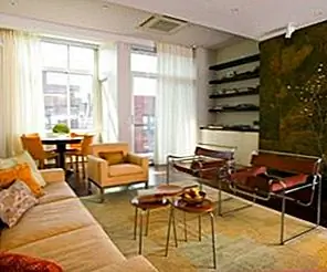 Гостиничные комнаты Андреа Аврам Русу