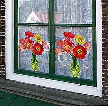 Плоские цветы для украшения ваших окон