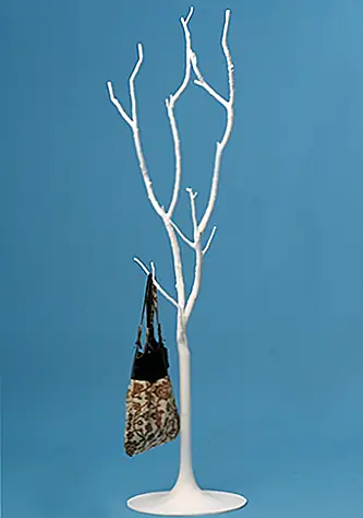 Призрачная деревянная стойка