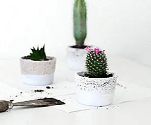 Маленькие стеклянные контейнеры Ikea в сажалки