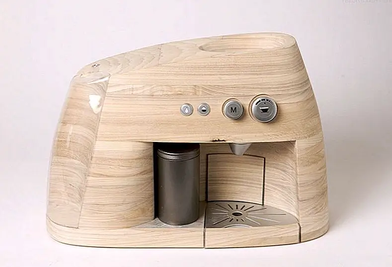 Стильный деревянный кофеварщик эспрессо