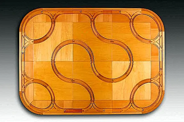 Встроенные железнодорожные пути на таблицах можно настроить. Они также могут быть переработаны путем перестановки сменных деревянных плит. Таблицы доступны в нескольких конструкциях дорожек, и каждая таблица изготовлена на заказ. Их можно заказать в Интернете. Они забавны и имеют игривые проекты, делая время обеда тем, что все ждут. Кроме того, в таблицах также есть обратимые поверхности, поэтому, когда вы не играете с игрушечными поездами, вы можете использовать гладкую сторону.