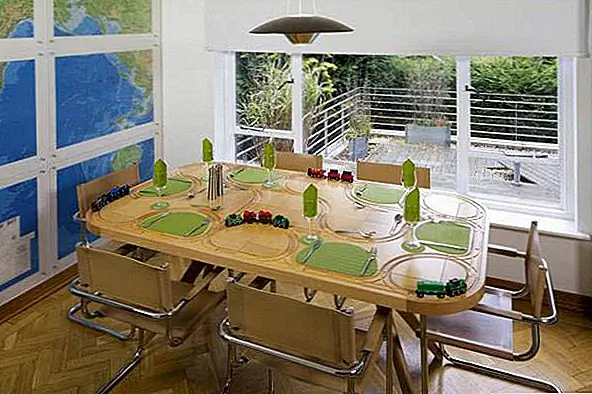 Веселые и игривые таблицы TrackTile по дизайну 3Foot3