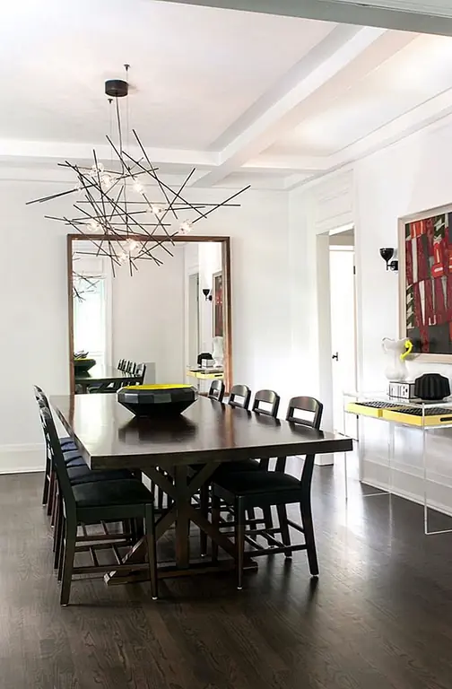 Этот висячий свет охватывает геометрию. Изображение: Mhouse