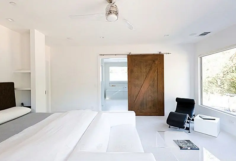 Изображение: Kriste Michelini