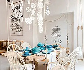 Добавьте Rustic Charm к вашему дому с вставными характеристиками