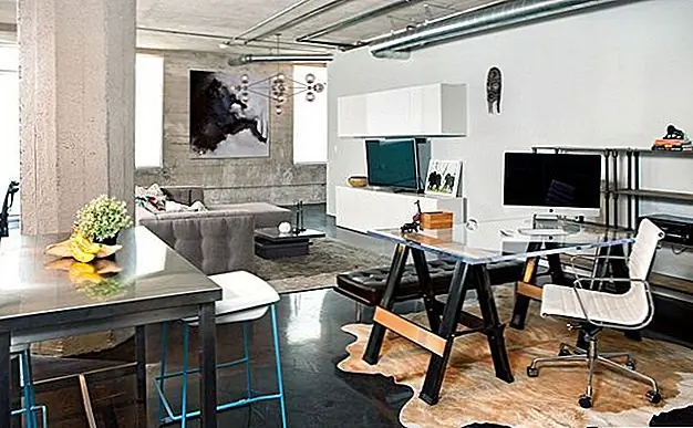 Деревенские и промышленные образцы, описанные до сих пор, определенно очаровательны. Но есть и другие стили, которые нужно учитывать, и они также могут удобно подобрать стол для пильного станка. В современной версии такого предмета может быть стеклянный верх, который в сочетании с деревянной основой выглядит великолепно сбалансированным.