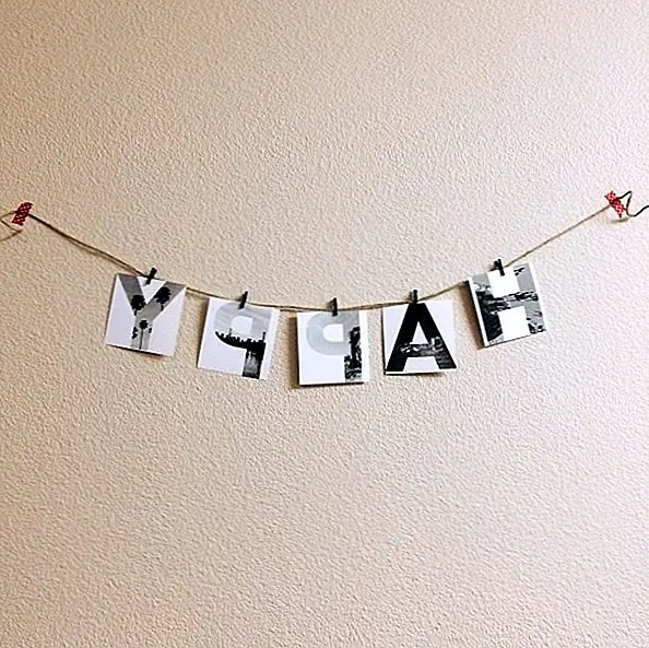 Еще одна забавная вещь, которую вы можете сделать с фотографиями Polaroid или Instagram, - это баннер. Это может быть баннер с фотографией для писем, подобный тому, который был показан на почтовом конверте. Вы можете использовать приложение для создания букв, или вы можете просто вырезать их с помощью трафаретов ручной работы, а затем приклеить их на квадратные куски картона. В любом случае вам также понадобятся шпагаты и крошечные штифты для одежды.