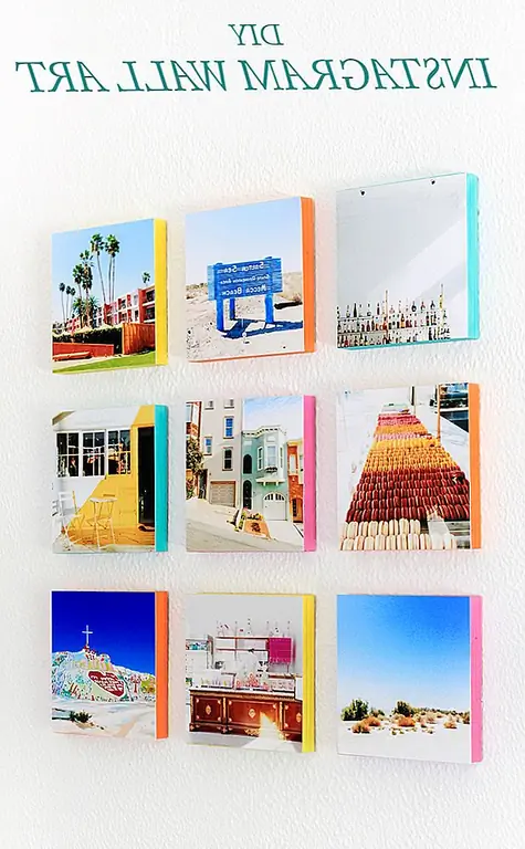 Очень интересная и шикарная идея - приклеить фотографии к деревянным блокам. Посмотрите на thecraftedlife для какого-то вдохновения с таким проектом. Вам понадобятся квадратные (4 × 4) фотопечати, деревянные блоки, краска, клей и кисти. Покрасьте края деревянных блоков, а затем нанесите клей на одну из плоских сторон. Прикрепите фотографию и сгладьте ее. Затем вы можете отображать все свои фотографии в сетке с помощью велюров или гвоздей на липучках.