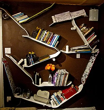 Книжные полки для скейтборда