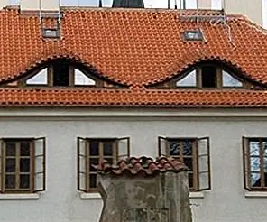 Прохладный 10 зданий с смешными выражениями лица