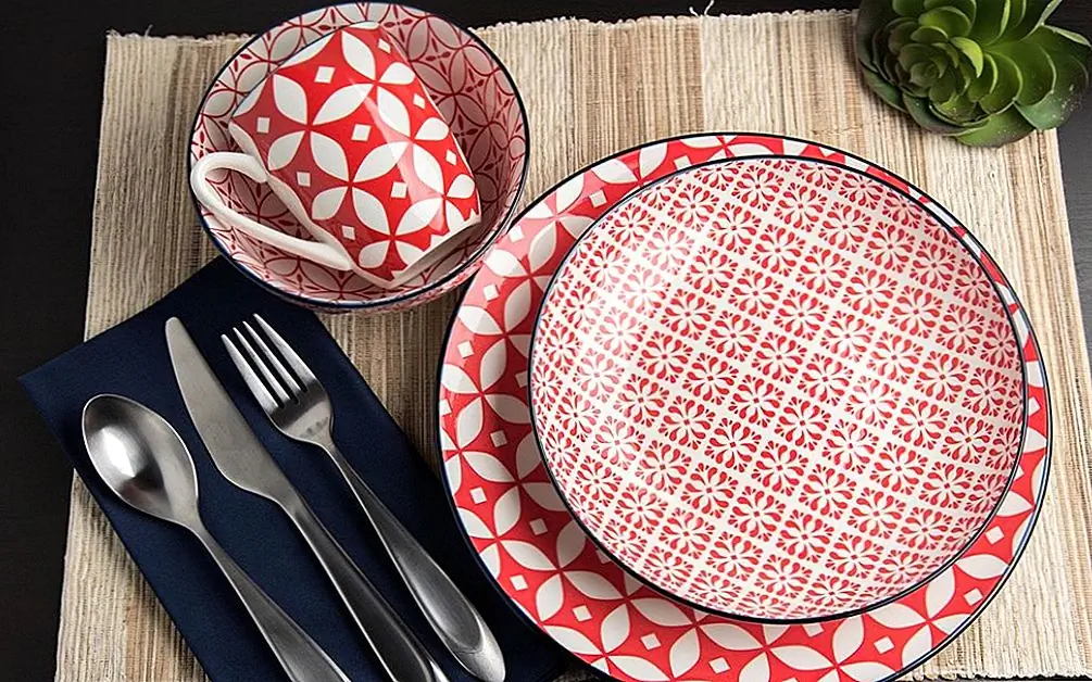 Геометрические узоры также могут быть частью праздников. Изображение: Houzz - Tablescapes