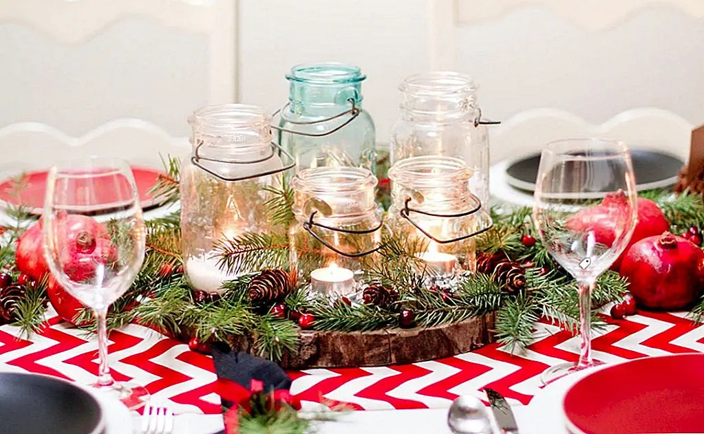4 Элегантные рождественские табличные идеи, которые разогревают ваш дом в этот праздничный сезон