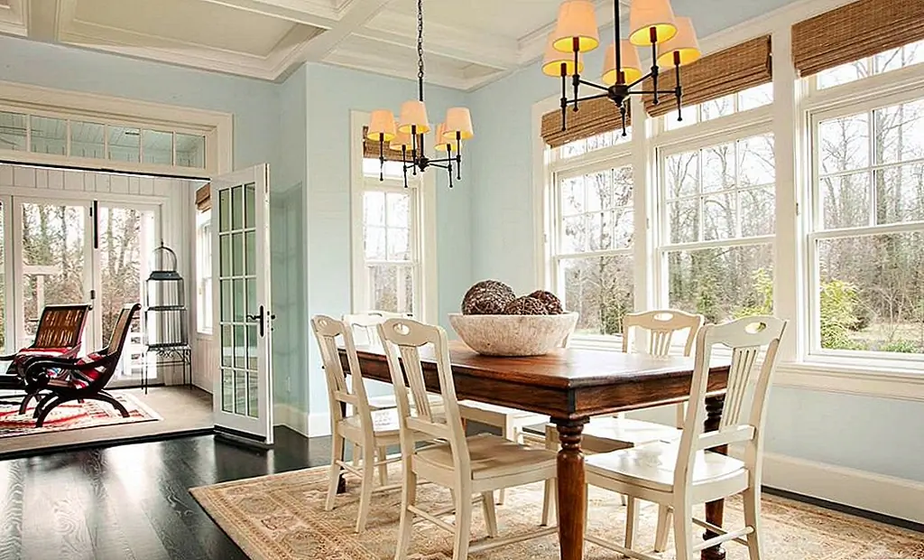 Посмотрите, как различное освещение повлияет на ваш оттенок. Изображение: Garrison Hullinger Interior Design Inc.