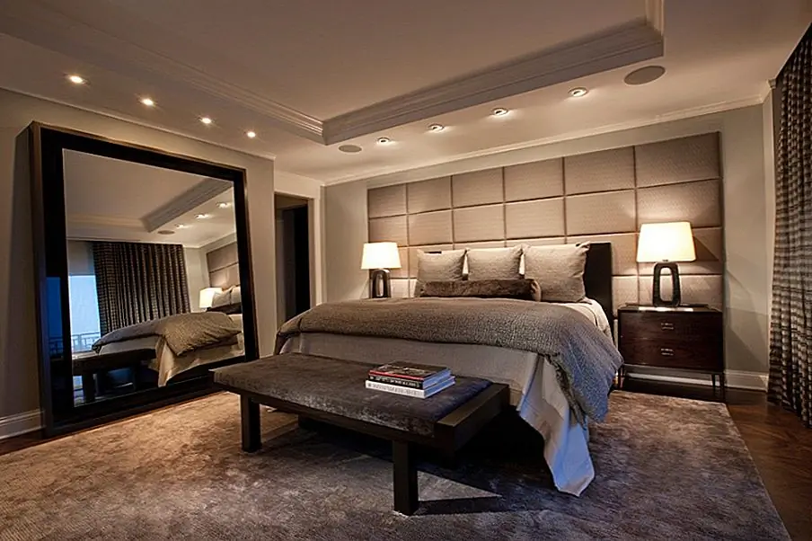 Что делает большую кровать? Белье наверняка имеет большую роль в создании удивительной кровати. Источник изображения: Майкл Абрамс