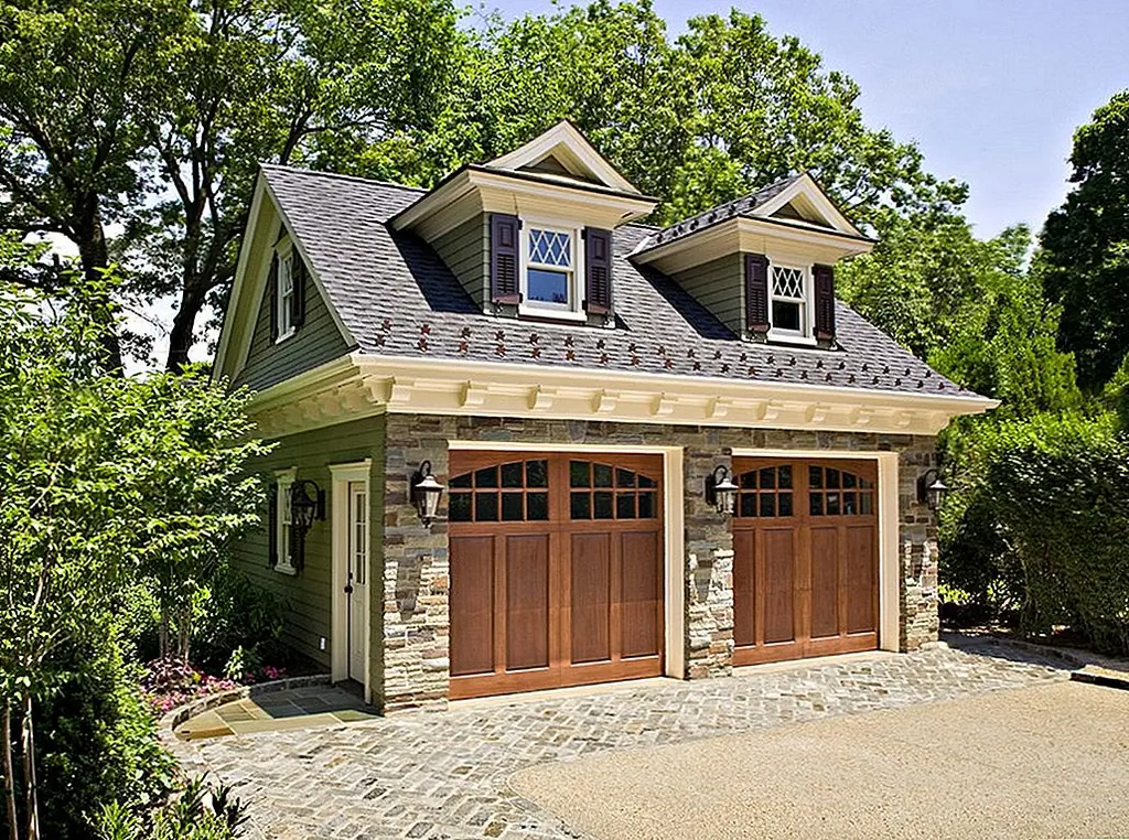 Пользовательские деревянные гаражные ворота красивы для традиционных и современных домов