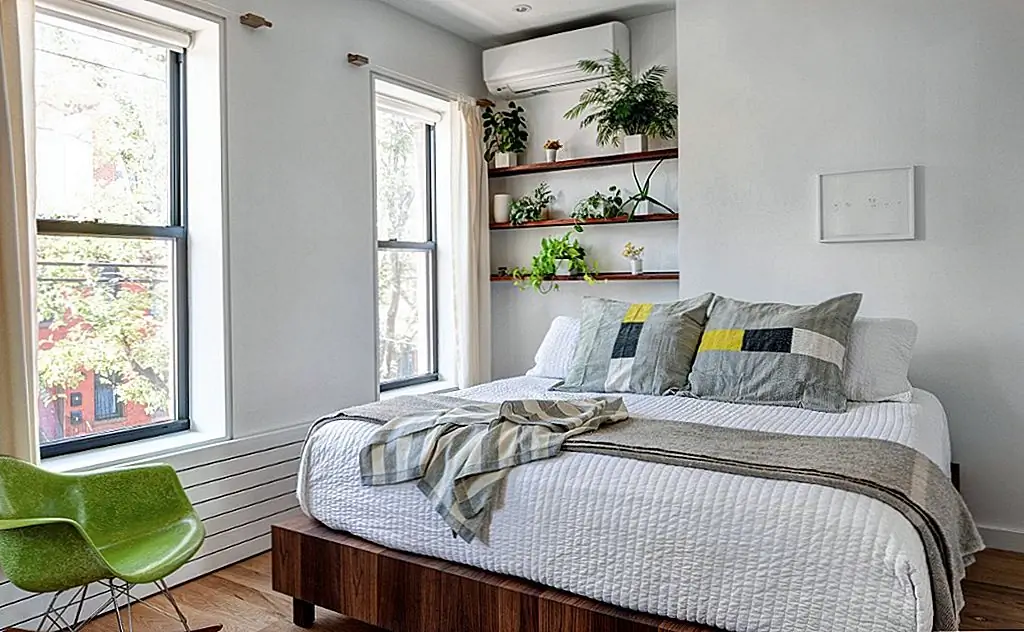 Прочитайте отзывы, чтобы получить представление об удовлетворенности клиентов. Изображение: Градиентная архитектура PLLC