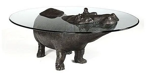 Бронзовая коллекция животных таблиц, выходящих из стеклянных поверхностей