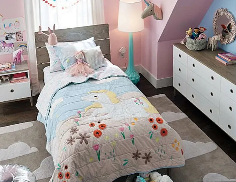 Ваша маленькая девочка будет любить Pretty Pony Bedding, 14 долларов и выше.