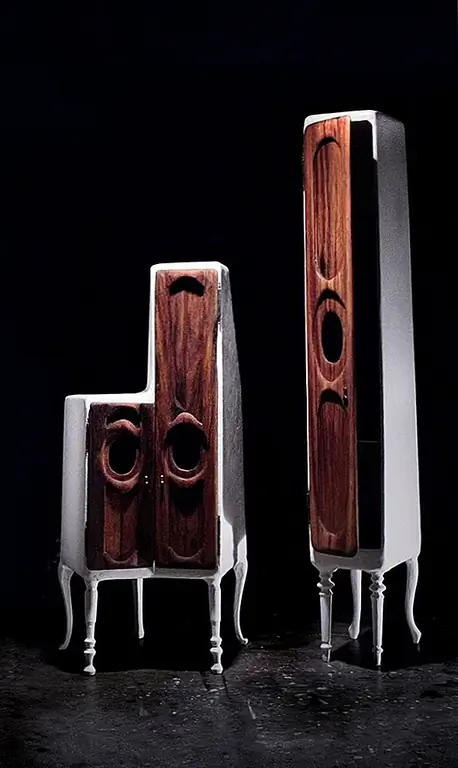 Захватывающие шкафы, построенные из досок кораблей: M. & Mme от Valentin Loellmann