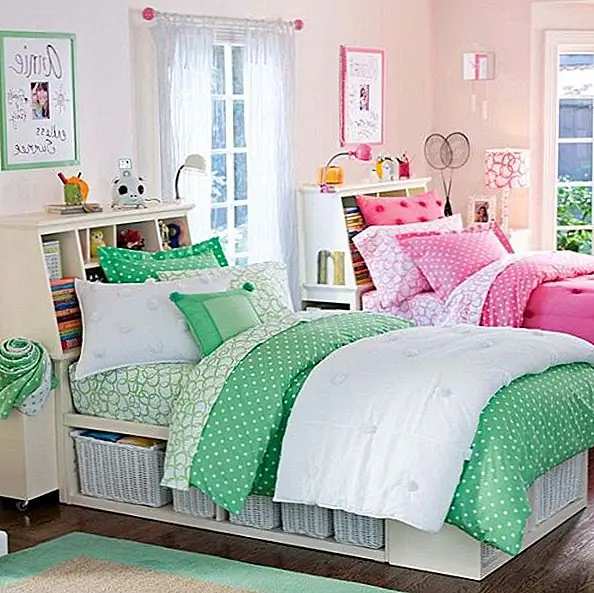 Удивительная кровать с хэдбордом