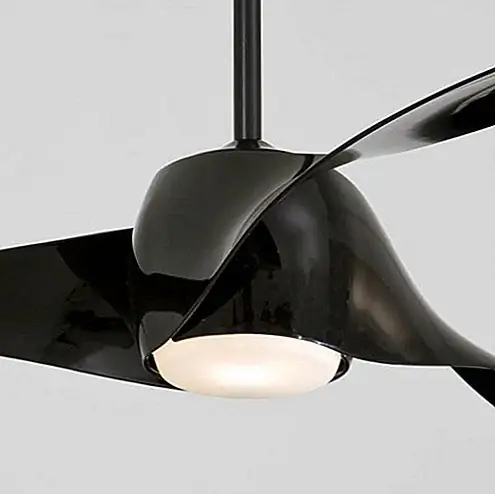 Этот потолочный вентилятор под названием Artemis разработан Джорджем Ковачем, а его производителем является Minka Aire. Вентилятор состоит из трех лезвий, которые выглядят почти так же, как у лодки, или, по крайней мере, это то, о чем я думал, когда увидел их. Опора вентилятора выполнена из матового никеля, а лезвия изготовлены из нисходящего потока, доступны во многих цветах. Вы можете купить его сейчас за $ 529,95 от Ylighting.