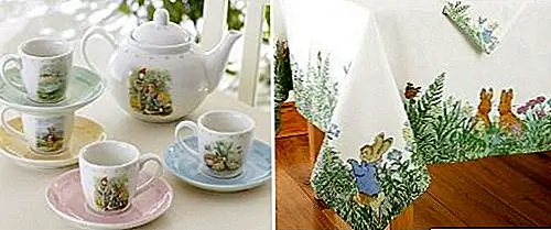 Чайный набор Peter Rabbit потрясающий и нежный, с маленькими чашками чая на красиво окрашенных блюдцах. Каждый предмет несет сцену из рассказов Беатрикс Поттер, и каждый блюдце имеет свой собственный пастельный оттенок. Вы можете купить комплект за $ 49, и это включает в себя чайник, четыре чашки и четыре блюдца. Последняя деталь - скатерть, также напечатанная с фотографиями Питера Кролика, сделанная полностью из натурального хлопка и хорошо стираемая в стиральной машине. Купите его за $ 69, и вся комбинация обеспечит идеальный пасхальный ужин для детей и взрослых.