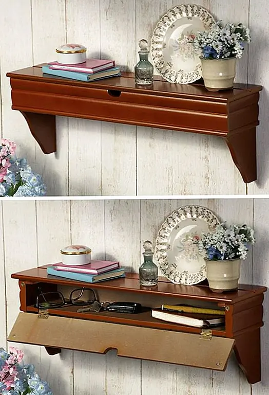 Эта декоративная настенная полка является одновременно очаровательной и полезной. У этого есть раскрывающаяся дверь, и это показывает секретное пространство для хранения. Там вы можете хранить всевозможные объекты и вещи, которые вы не хотите видеть никому. Это также прекрасное место, где вы можете отображать предметы и украшения. Доступно за 15 $.