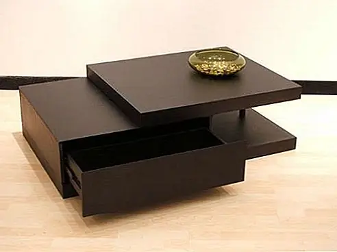 Софиевский журнальный столик