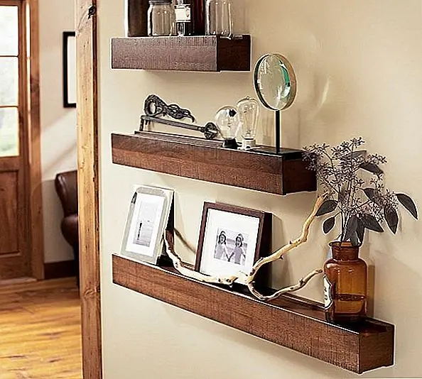 Компактный деревенский деревянный выступ