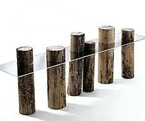 Необычный стенд в Венеции Клаудио Беллини