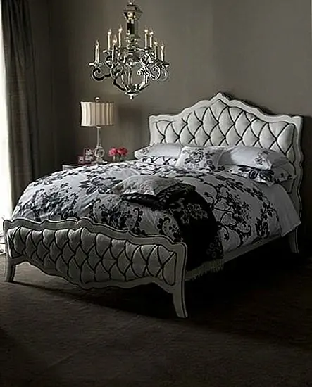 Коллекция Luxury Monique Bed and Nightstand