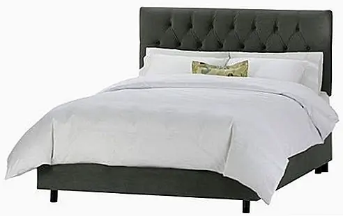 Оловянная цветная обивка этой кровати действительно что-то необычное. Это редкий цвет, не такой популярный в спальне, как синий, серый или белый. Цвет делает кровать отличной и отлично сочетается с классическим дизайном. Кровать Skyline доступна в нескольких размерах: двухместная, полная, королева, король и Cal King. Последняя модель имеет 3 опорных рельса, а у остальных - только один. Кровать имеет металлические ножки и рама из сосны, а изголовье имеет регулируемую высоту.