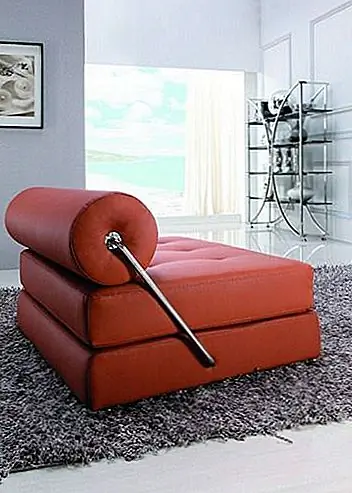Во-первых, эта кровать современна и прохладна и предлагает европейский европейский дизайн. Его рама изготовлена из лиственных пород, а затем обшита кожзаменителем из цитрусово-коричневого цвета. Но его наиболее интересной особенностью является спиральный уровень, который помогает вам превратить его с дневной кровати в кресло. Круглая подушка, которая удерживает уровень, также может использоваться в качестве подушки, потому что она довольно мягкая и удобная, кроме хорошего. Цвет кожзаменителя также очень современный и шикарный и называется цитрусово-коричневым. Этот предмет теперь доступен для всех современных любезностей Hokku Designs и может быть куплен за $ 507.99.