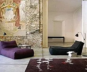 Мягкое и уютное кресло Zoe