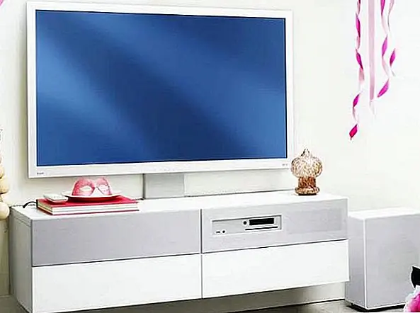 Настройка аудиоустройств, телевизоров и проводов, электрических пробок и всех аксессуаров требует времени, навыков, и, по моему опыту, результат выглядит немного непрофессиональным, и там где-то всегда висит кабель. Эта развлекательная мебель Uppleva предлагает очень стильное и практичное решение для вашей гостиной. Его дизайн призван отлично работать в современных условиях и где современный прикосновение не выделяется, эта часть будет устанавливать стандарты. {Найден на reutres}.