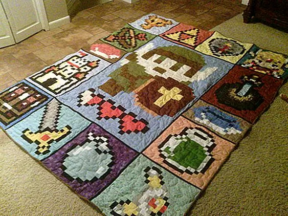 Создание вашей постели, как выродка, может означать, что вы будете показывать свое любимое одеяло для видеоигр. Это 100% хлопок, машинная стирка и особенности «Zelda». Если у вас есть другой вкус в видеоиграх, ваш собственный может быть другого цвета с разными персонажами и любого размера, который вы хотите; и это ничто по сравнению со следующей уродливой вещью. Просто прокрутите вниз немного. Доступно за 250 $.