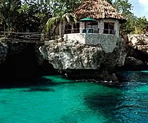 Robinson Crusoe Fantasy-Like Hotel на Ямайке