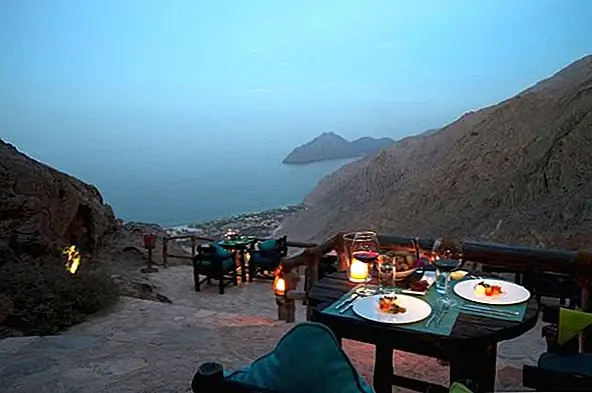 Захватывающий Six Senses Zighy Bay Resort