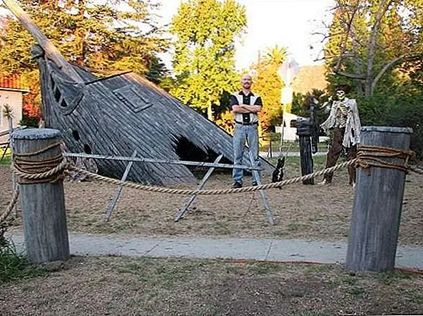 10 экстравагантных способов украсить Хэллоуин