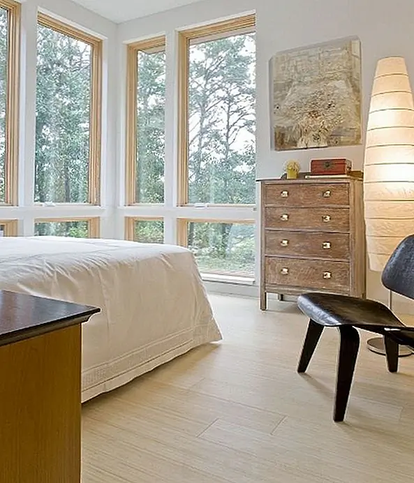 Если бамбук не может созревать и затвердеть, прежде чем собирать его (в некоторых случаях, уже через 3 месяца!), Полы будут выглядеть великолепно, но будут мягкими и не долговечными. Как правило, безуглеродистый и плетеный бамбуковый паркет более твердый и долговечный, а более темный бамбук представляет собой ослабленную структуру и общую мягкость.