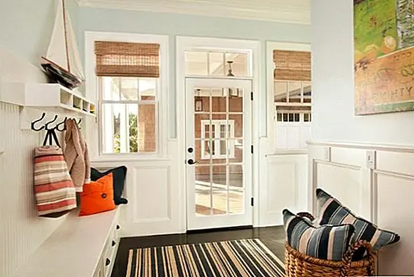 Умные решения для хранения хорошо организованной входной прихожей