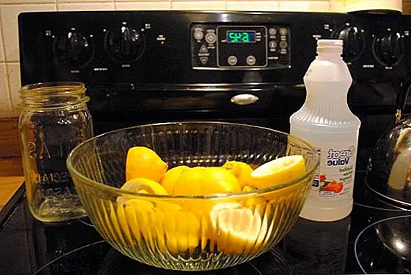 Пять самодельных рецептов чистки с простыми ингредиентами