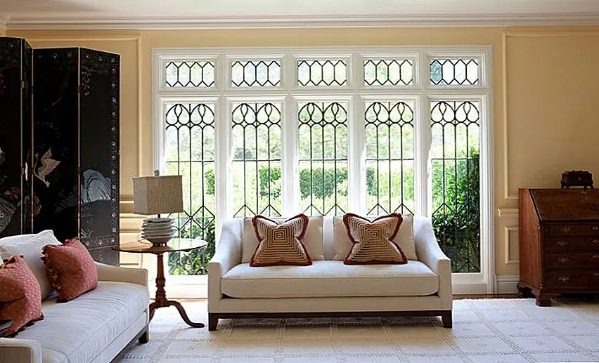 Открытое окно может быть очень привлекательным для потенциального грабителя, поэтому будьте осторожны. Вы можете заблокировать доступные окна и разрешить им открывать не более 6 