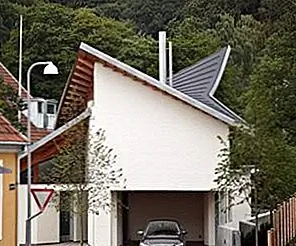 Современная скандинавская резиденция с контрастным интерьером