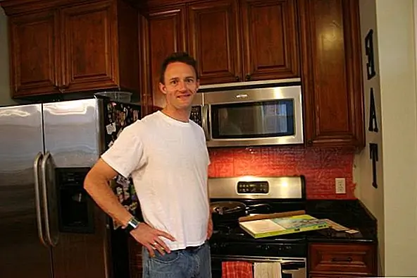 Как создать красивый каменный backsplash для кухни